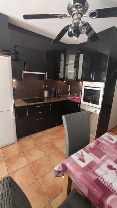 Casa Donn - El Sultan 63 - Luxury 3 Bed Villa With Fast Fibre Internet Corralejo Exterior photo